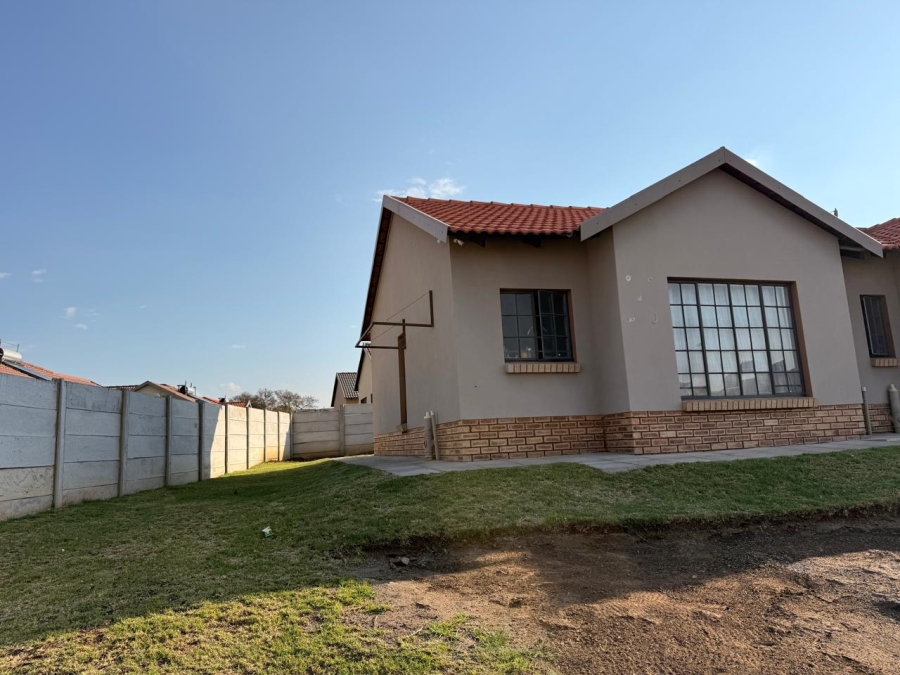 3 Bedroom Property for Sale in Waterkloof East North West